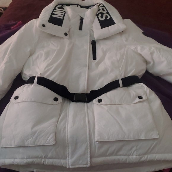 Jacket - Picture 6 of 7